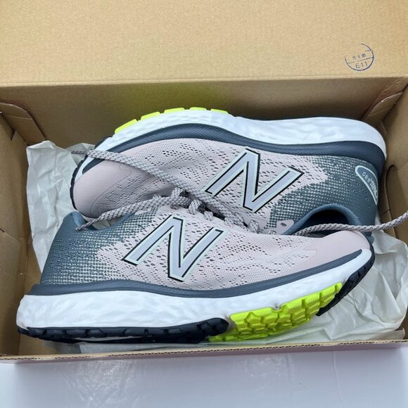 New Balance Womens Fresh Foam 680 V7 (W680LR7) - Size 6.5 - Picture 1 of 7